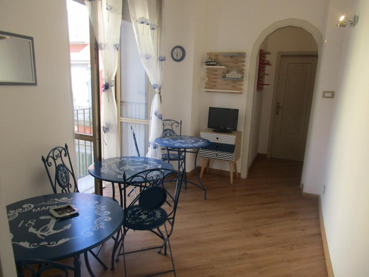 Il Borghetto Bed & Breakfast Наполи Екстериор снимка